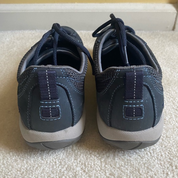 Dansko Paisley Shoes Blue Leather Waterproof Sneakers Vibram Womens SZ 37 US 7 - Picture 3 of 6